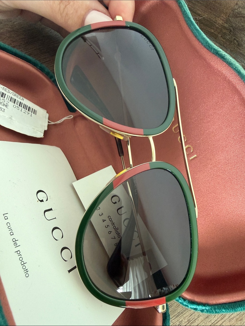 Gucci Women's Green and Red Rimmed Aviator Sunglasses with Gold-Tone Frame - Picture 6 of 14